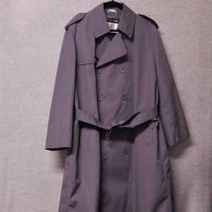 OLEG CASSINI Trench Coat == Size 42 (Men's LARGE / MEDIUM) == Medium Gray Color
